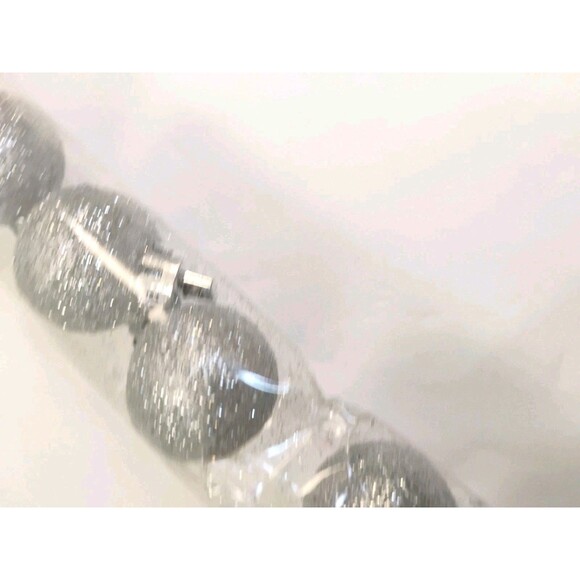 Silver Ornaments 16 Baubles - Picture 6 of 8